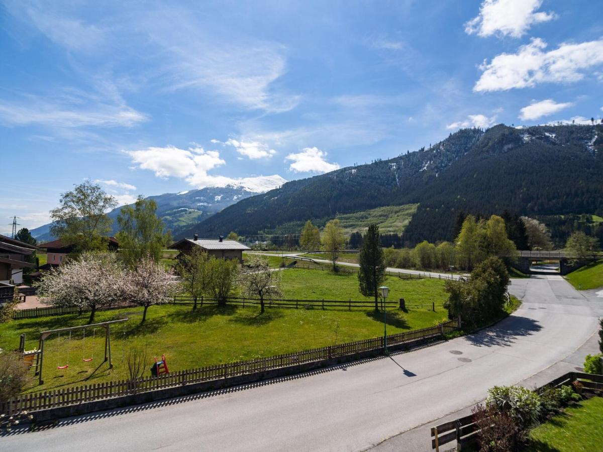 Modern Apartment Near Ski Area In M Hlbach Dorf (Salzburg) Exterior foto